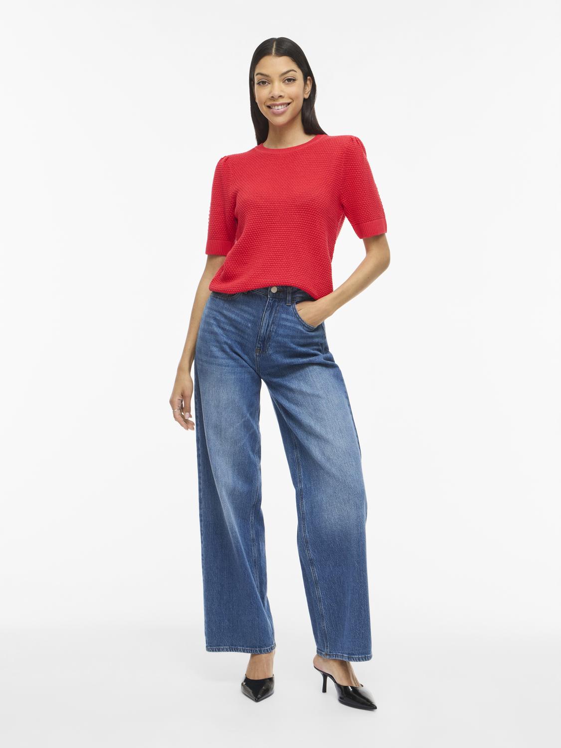 model_shot-front_full